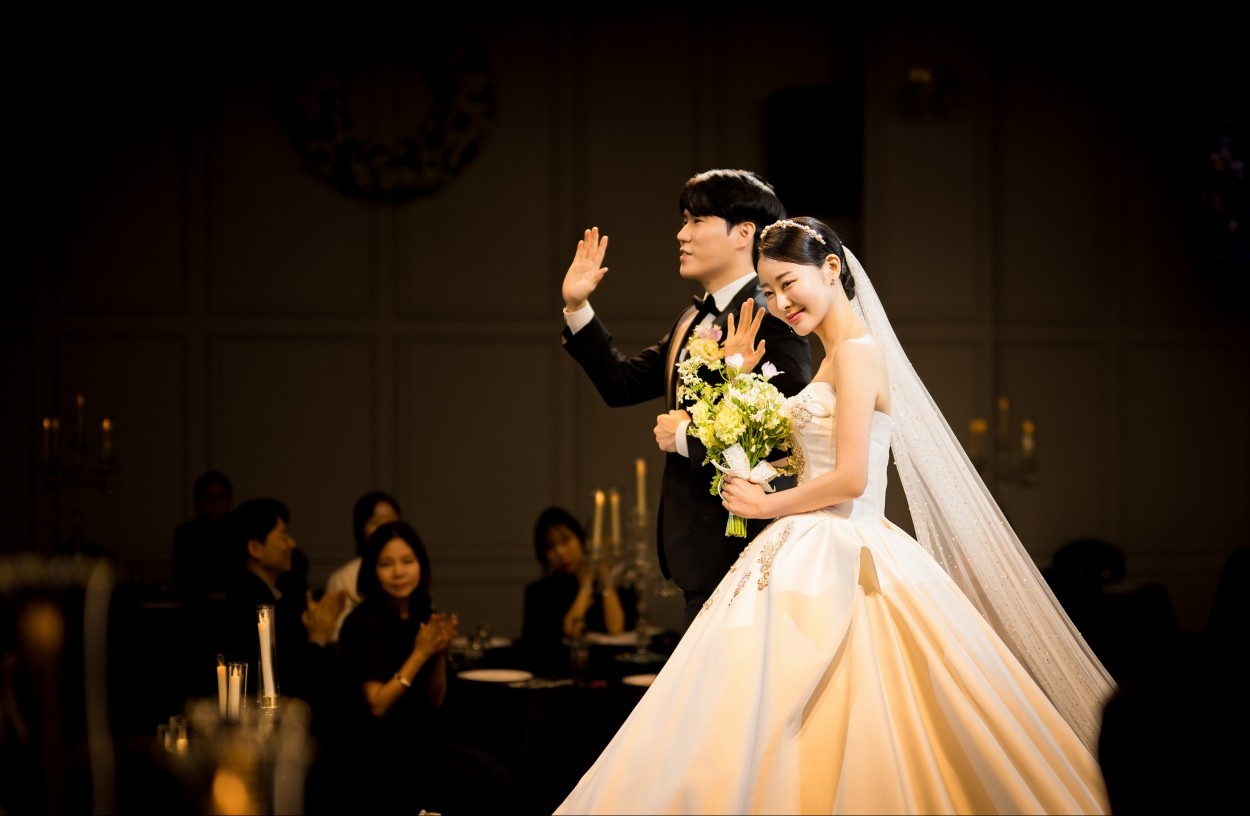 �׷���Ʈ������Ȧ