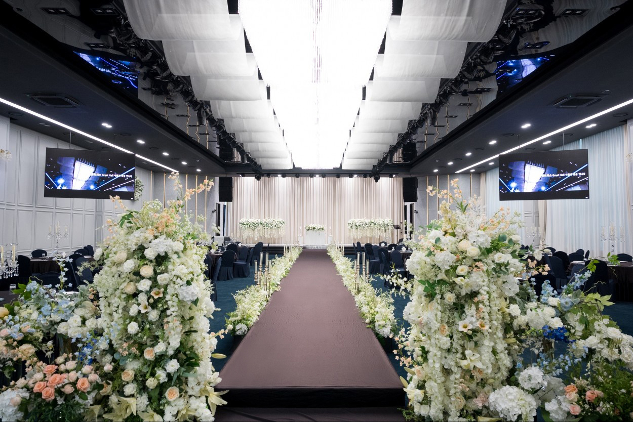 �׷���Ʈ������Ȧ